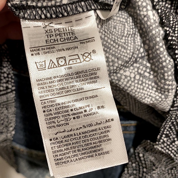 Old Navy slip on dress - Picture 5 of 5